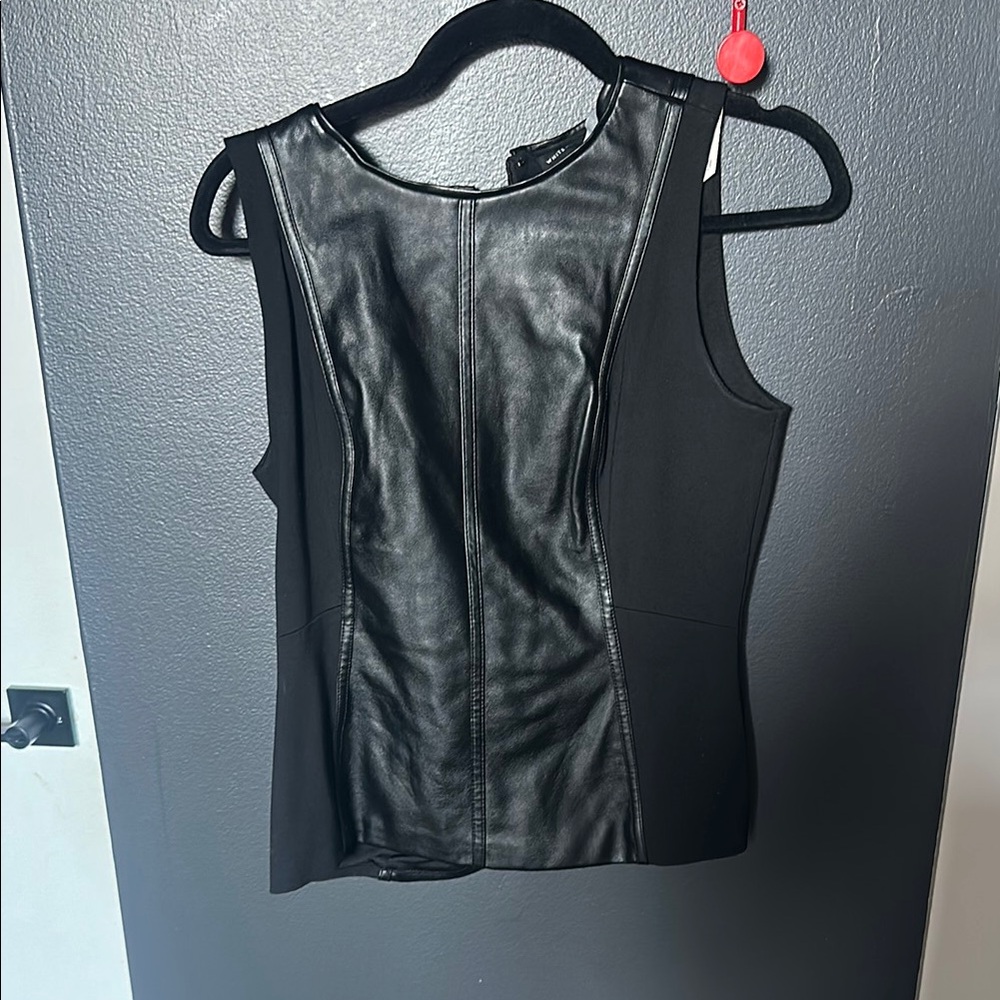 white house black market Black Leather Sleeveless Top size 6 sleeveless